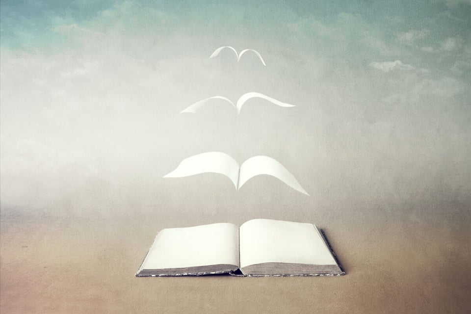 Books, Flying pages, Sky, MundoNow, Podcast