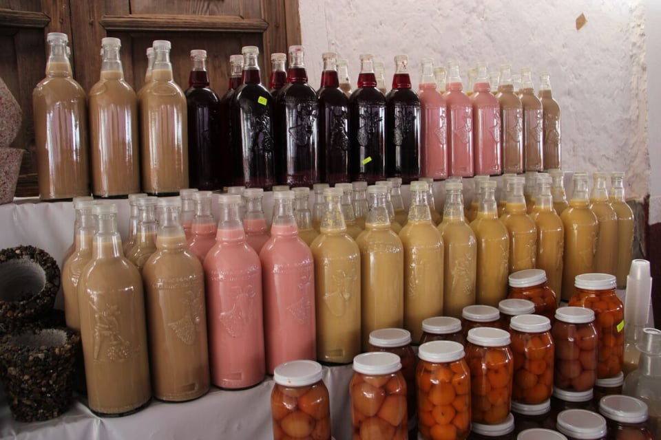 Bottles, María Sandoval, Shelf, MundoNow, Podcast