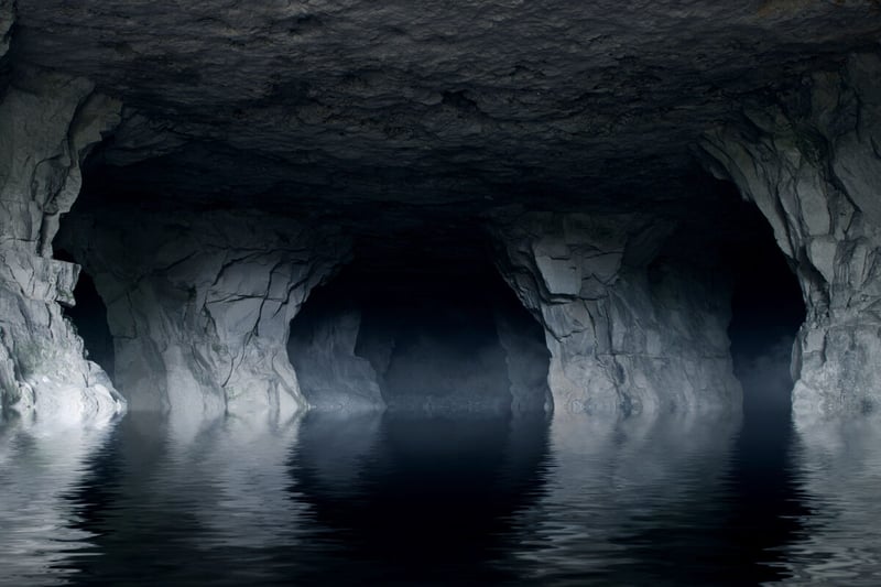 cueva, Agua, Oscuridad, MundoNow, Podcast