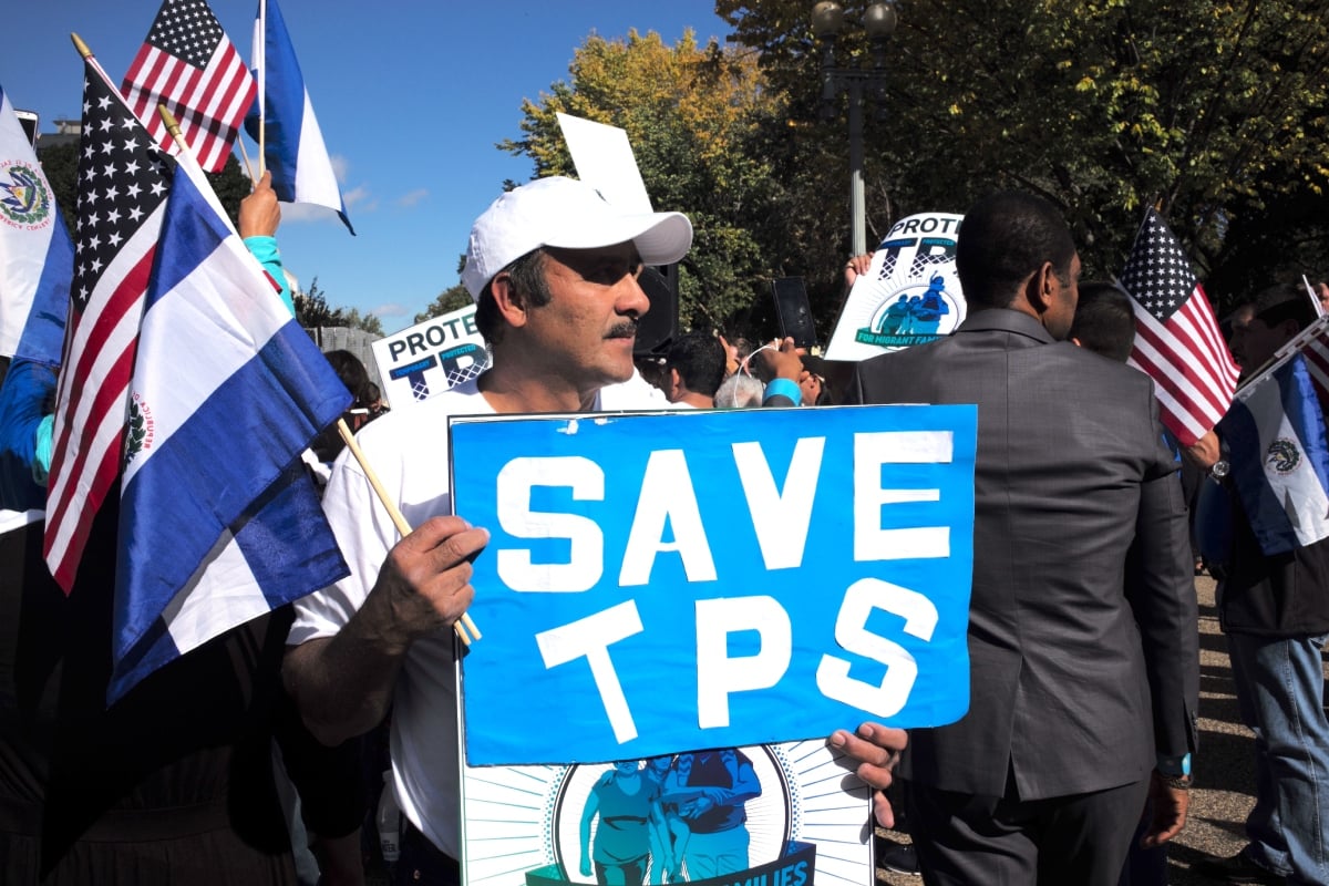 Anxiety Grows for 55,000 Hondurans in the U.S.: Fear of Losing TPS After Court Ruling