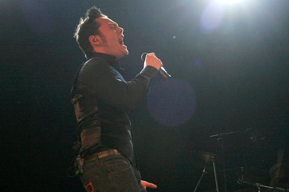Divorce, Relationship with Victor Allen, Separation, Canceled tour, Divorce announcement