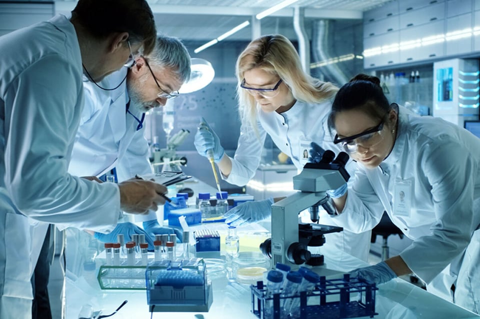 Ciencia, investigación, medicina, atención sanitaria, científicos.