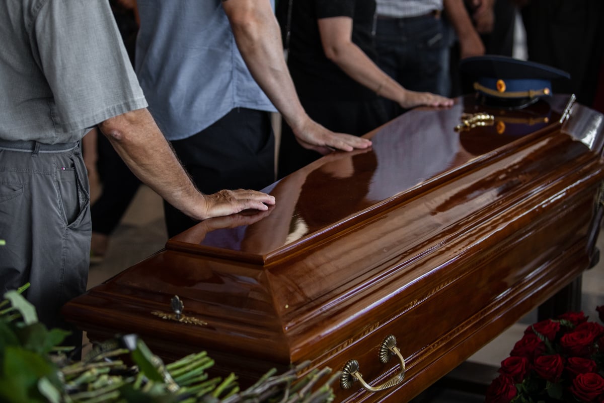 Carlos Gardel’s autopsy reveals the injuries he suffered after plane crash