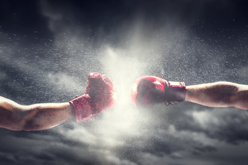 clash, fists, right, left, mundonow