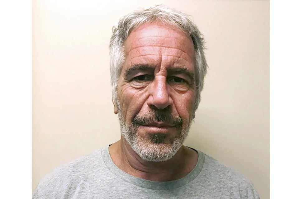 The Simpsons Jeffrey Epstein, Tom Hanks, predictions, MundoNOW