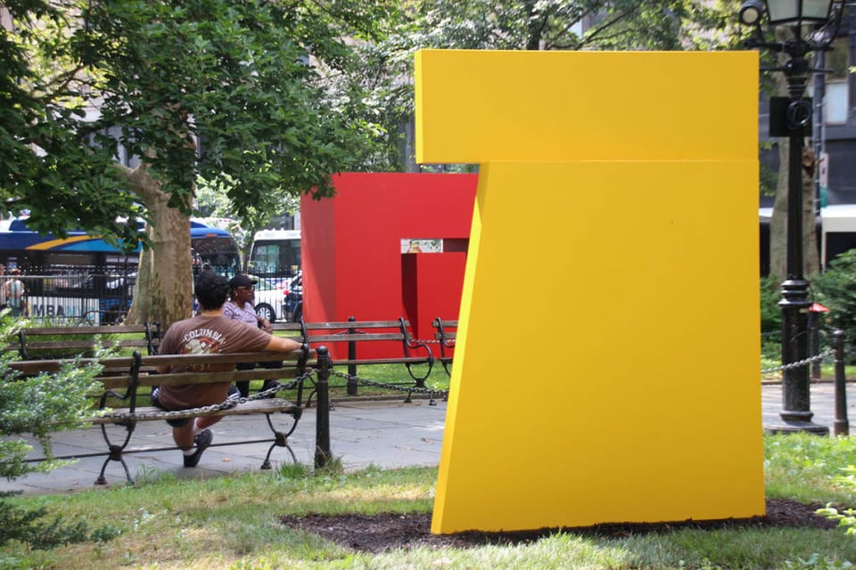 Famous Hispanic immigrants, Carmen Herrera, art, Cuban, sculpture