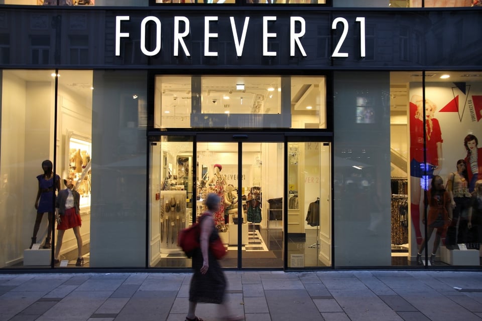 Clothing store, United States, Bankrupt store, Liquidation, MundoNOW