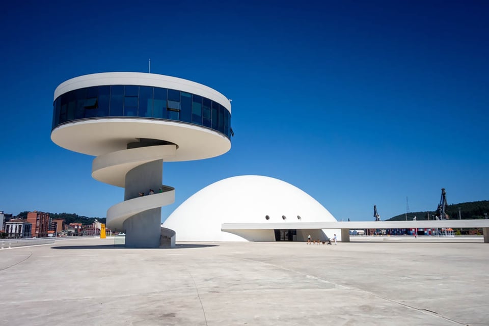 Oscar Niemeyer, architecture, International Cultural Centre, Avilles, artists
