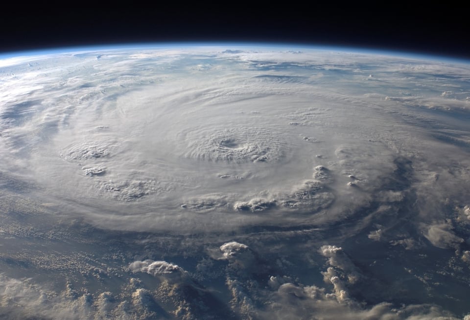 daños, huracán Ian, vientos, NHC,