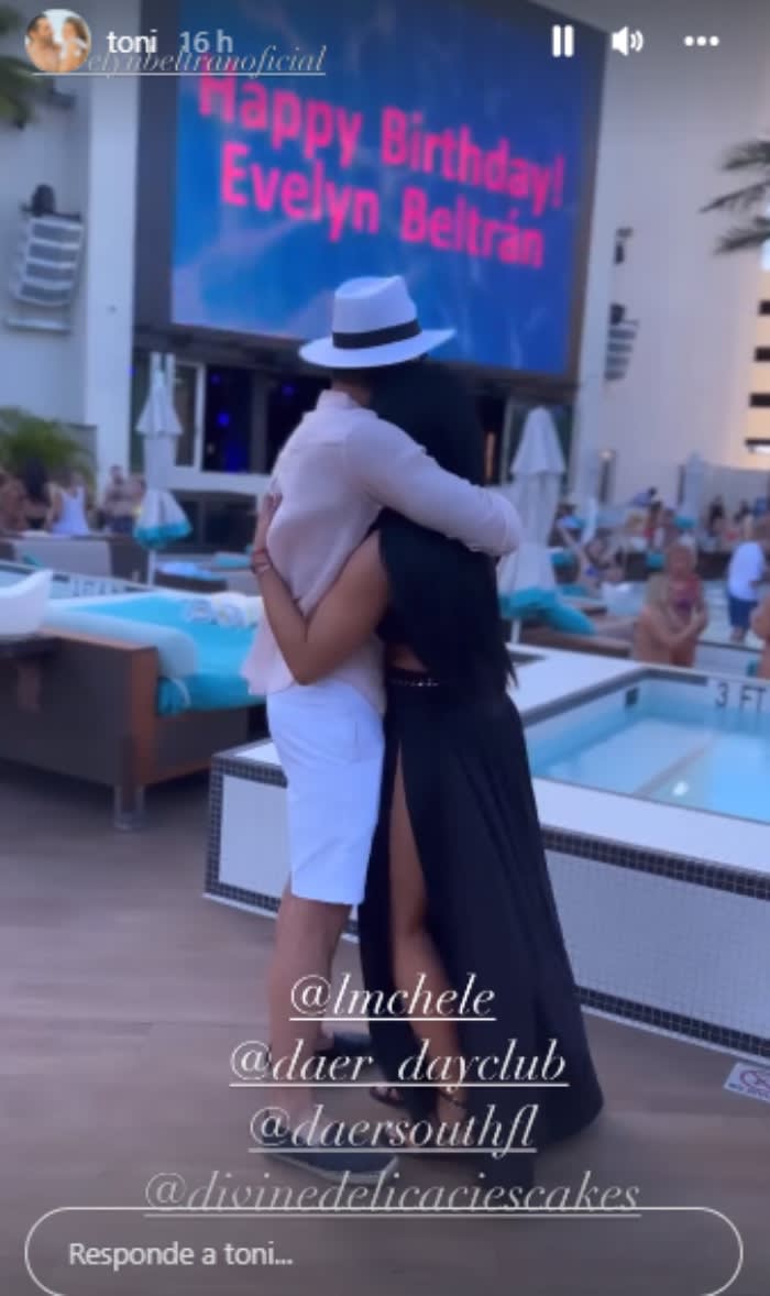 Toni Costa shows off girlfriend