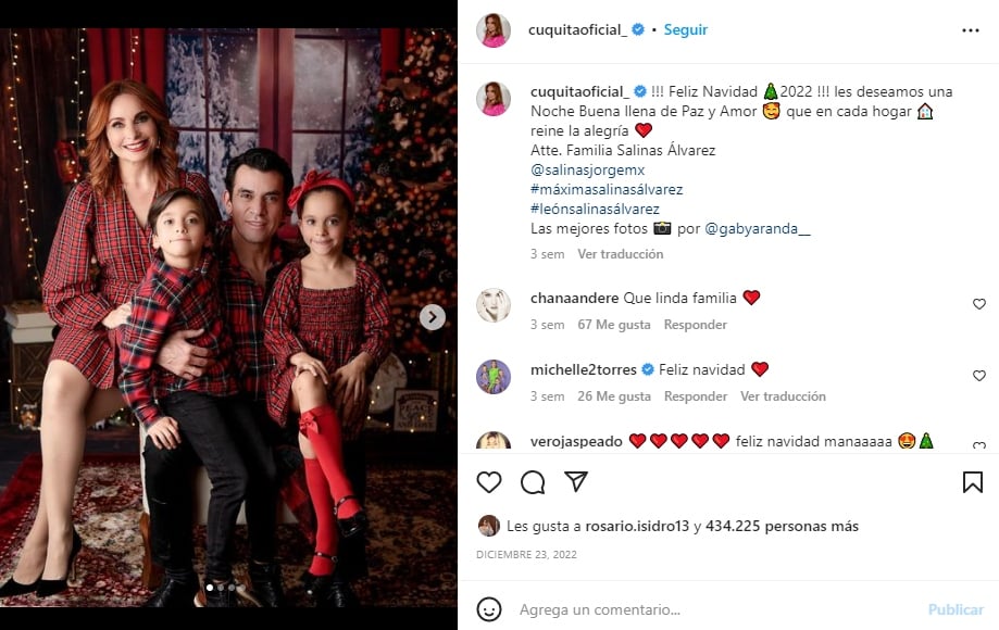 Elizabeth Álvarez gives announcement