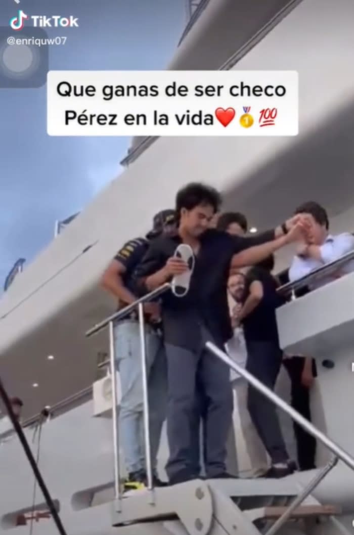 They catch Checo Pérez drunk