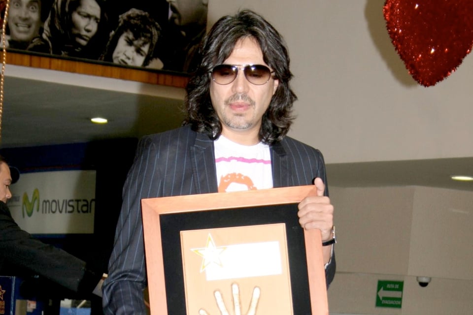 Productor musical, compositor, hospital, enfermedad, MundoNOW.