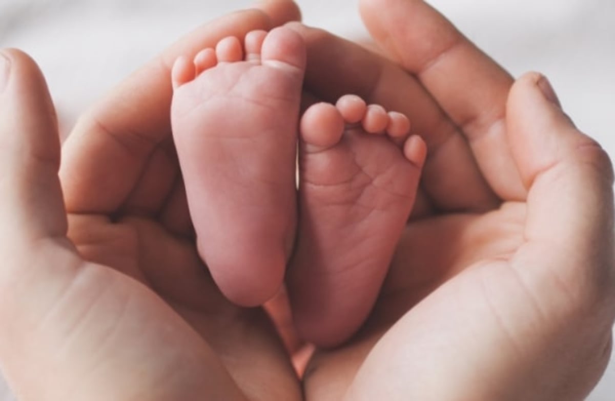 Bizarre: Baby is born with four arms and four legs