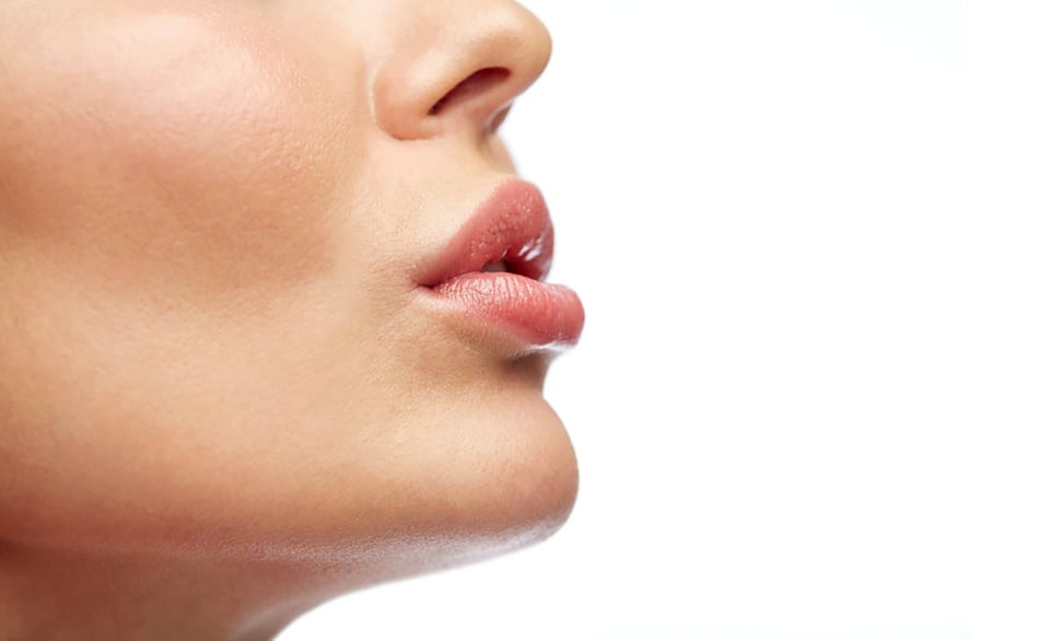 moisturizer, beauty, make-up, woman, MundoNOW