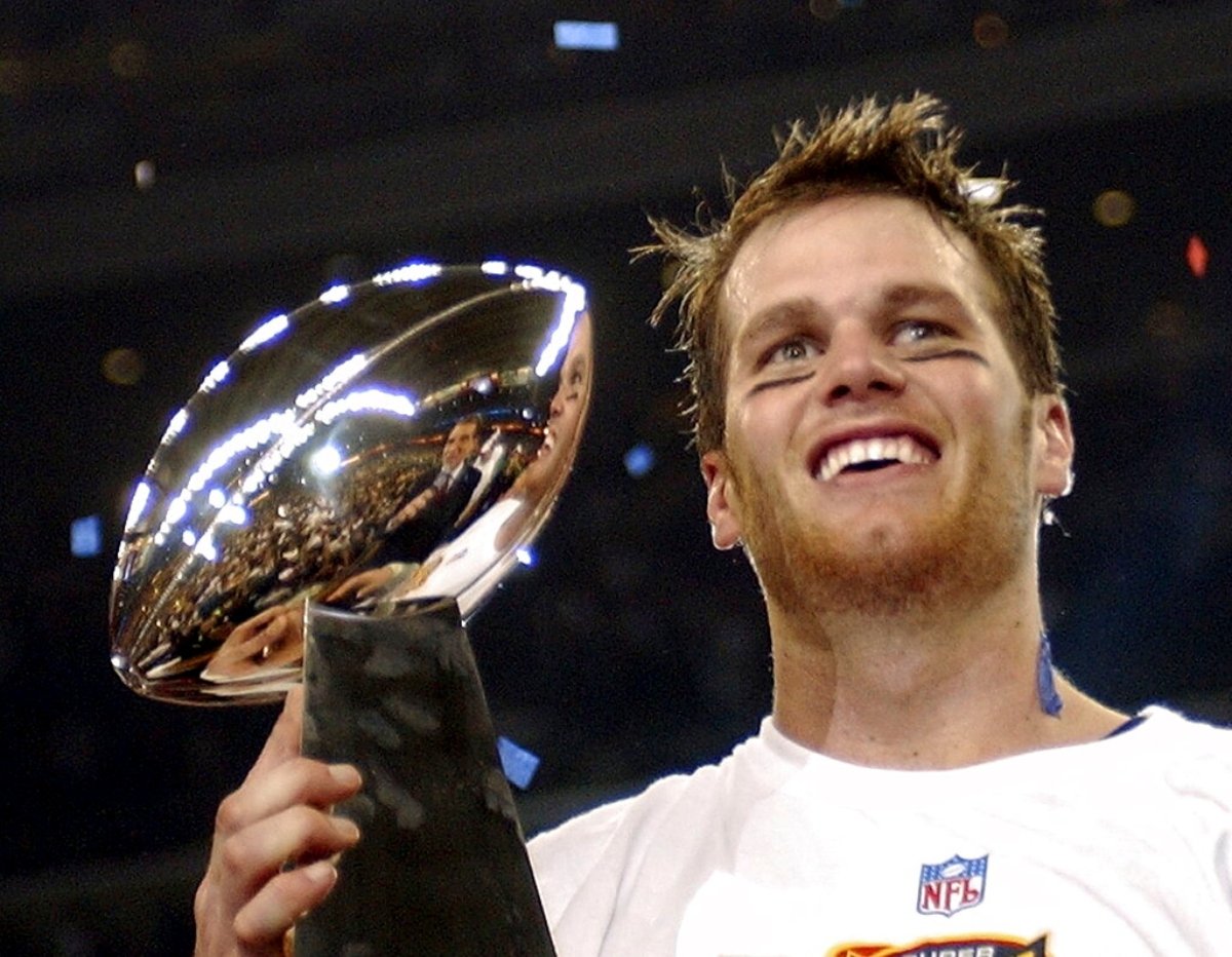 Tom Brady anuncia su retiro definitivo de la NFL