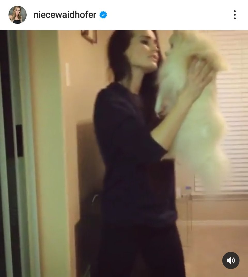 Influencer y modelo Niece Waidhofer muere tras batallar con problemas de salud mental