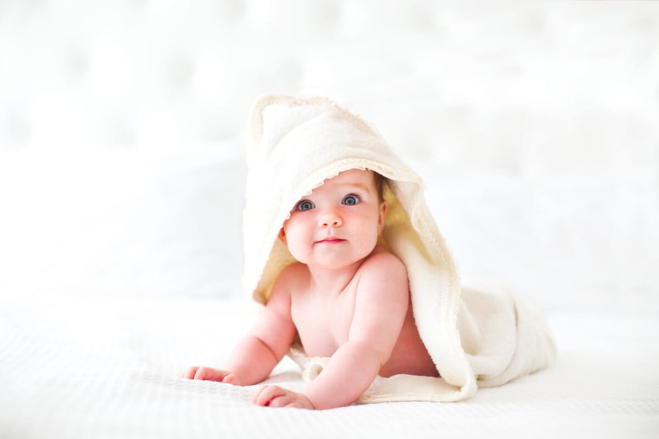 tipos de caca de bebé, caca de bebe, tipos, guía, recién nacido, bebes