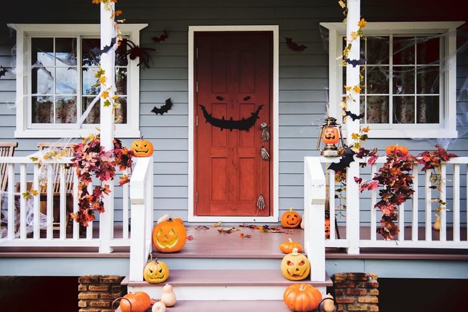 Halloween, house, decorations, holiday, trick-or-treating
