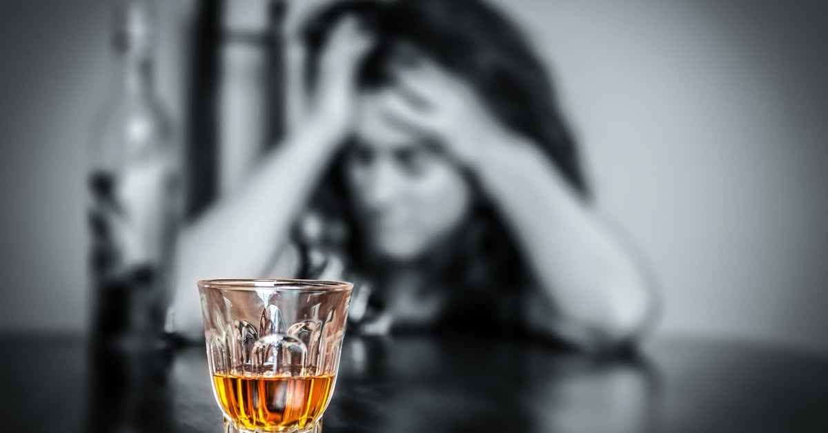 Am I an alcoholic? 10 warning signs that you could be