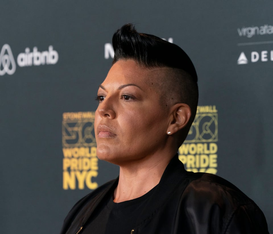 Sara Ramírez Sara Ramírez, Grey's Anatomy, queer, LatinBest, MundoNOW