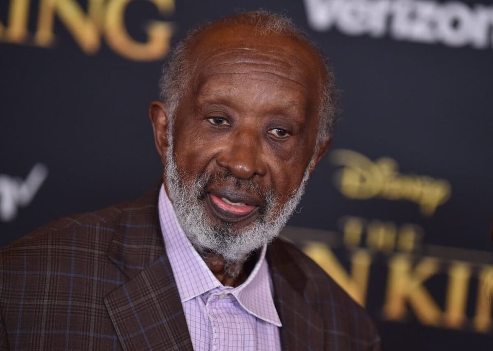 Barack Obama de luto por Clarence Avant, legado, MundoNOW, trayectoria, negocios