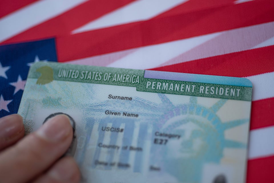 ¿Cuándo aumentarán los costos de la Green Card?