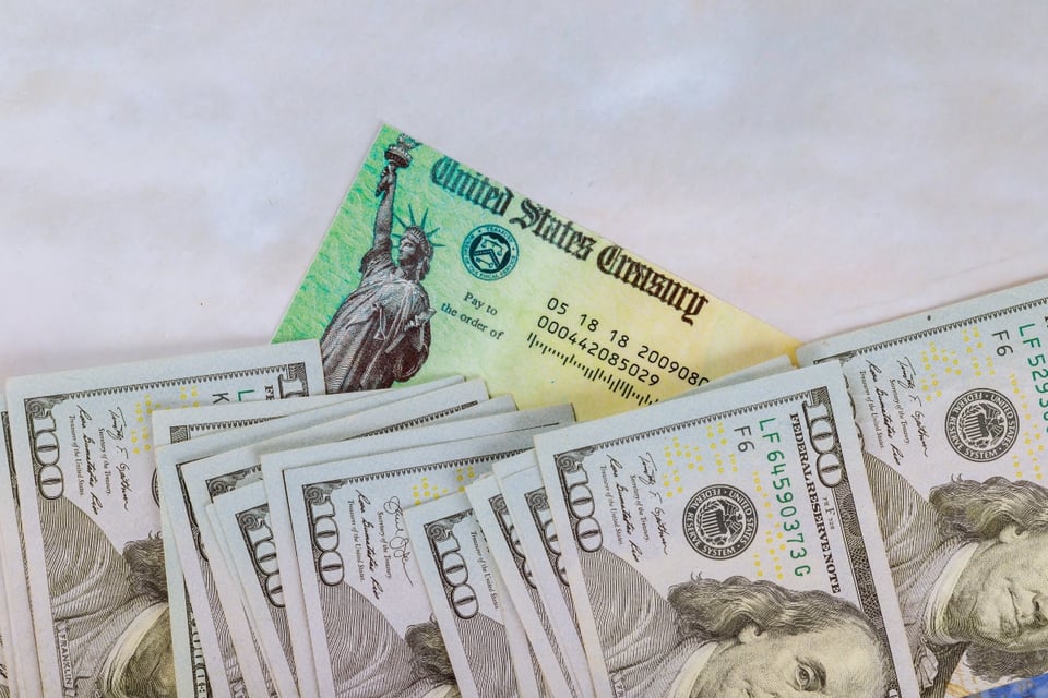 Cheque estímulo 500 dólares, apoyo, beneficiarios, dólares, MundoNOW