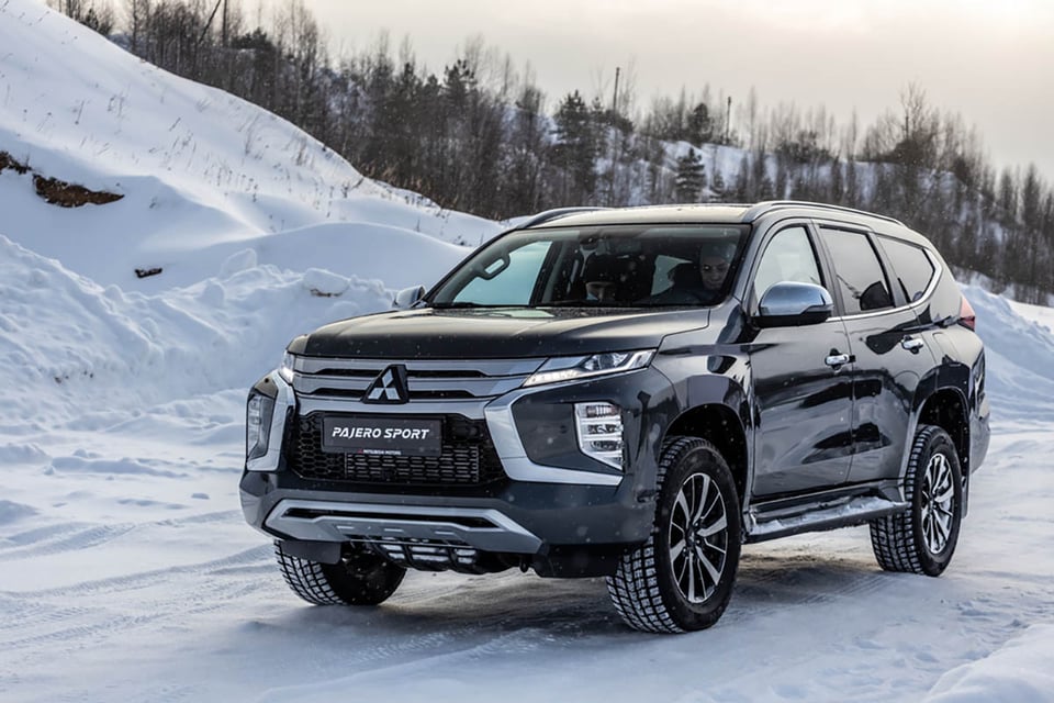 Manny Pacquiao, boxing, icon, Mitsubishi Pajero Sport.