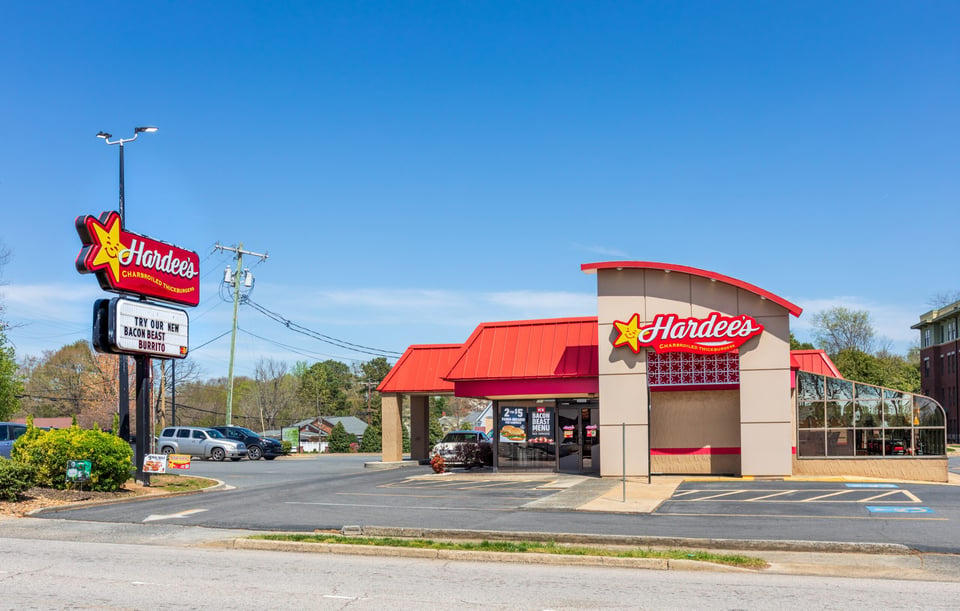 Hardee's franchise files for bankruptcy, closing 39 restaurants