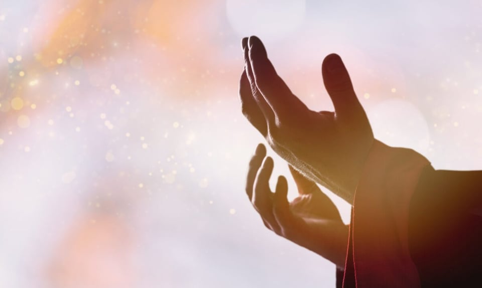 7 night prayers, prayer, prayer, God, universe, MundoNOW