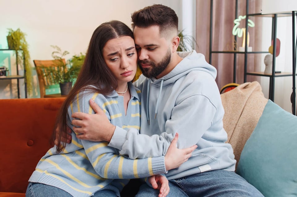 relationship, communication, couple, sad, MundNOW