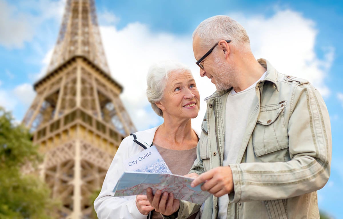 How to ensure safety and enjoyment when traveling with elderly loved ones
