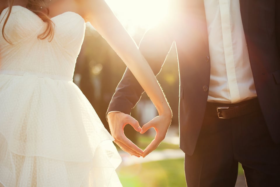 Cancellation, father-in-law, dress, guests, MundoNOW