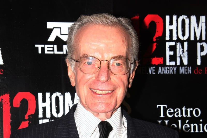 Funeral, farewell, condolences, last goodbye, MundoNOW, Abraham Zabludovsky interview