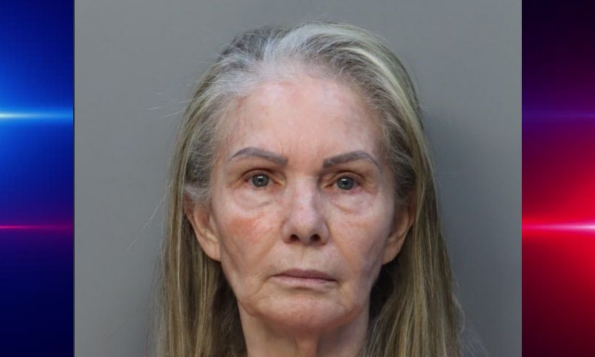 Arrestan en Miami a tarotista venezolana por estafar $3,000 con falso ritual espiritual